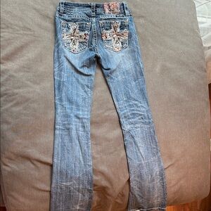 Miss Me bootcut Jeans with Embroidered Back Pockets